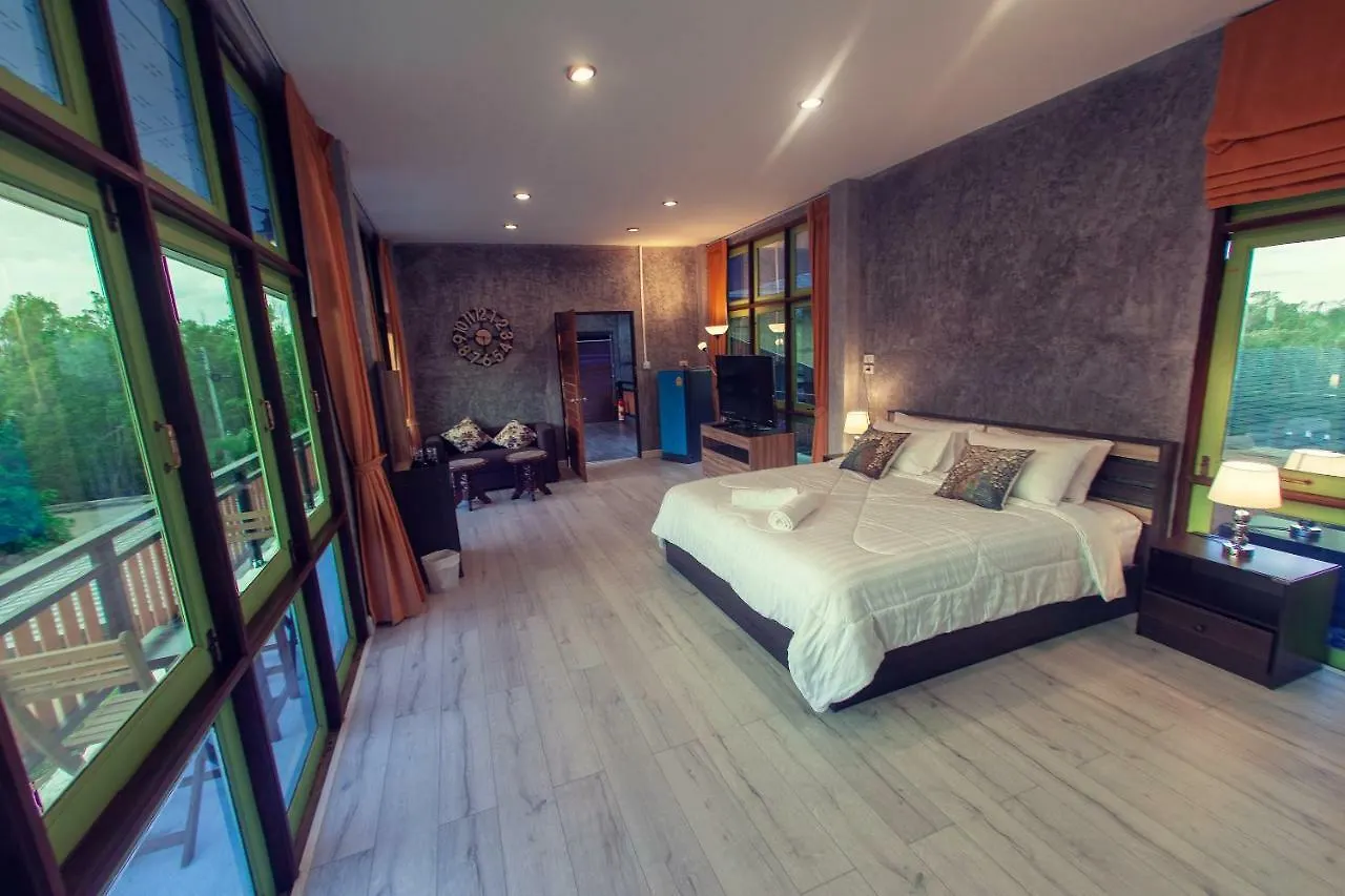 Tonmai Suites Ko Lanta