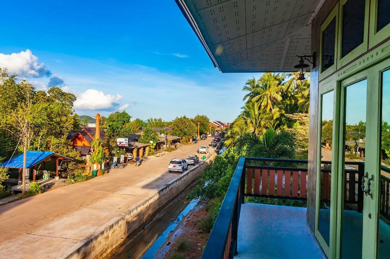 Tonmai Suites Thailand